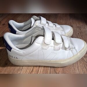 Veja sneakers